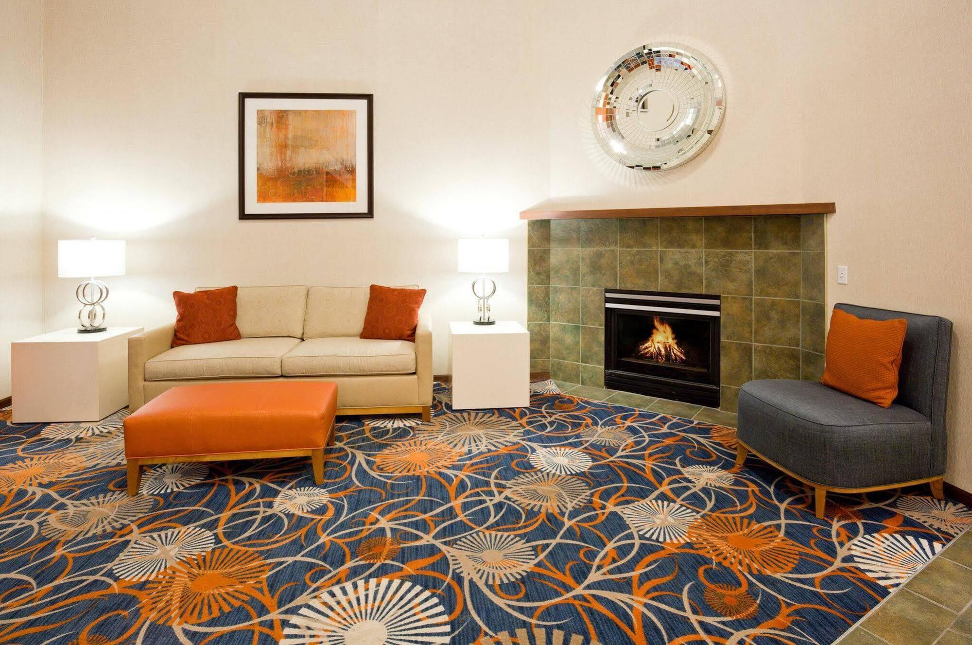 Spark By Hilton La Crosse Onalaska Екстериор снимка